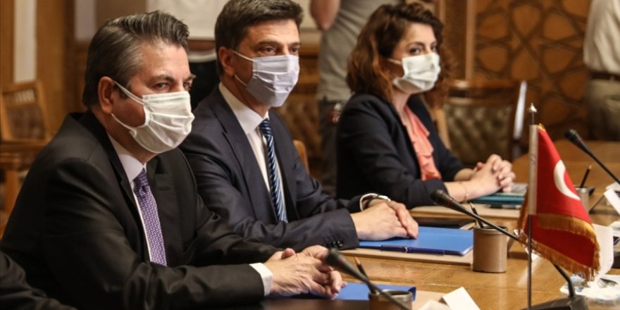 Dışişleri Bakanlığı, Türkiye-Mısır istişarelerinin samimi ve kapsamlı içerikte gerçekleştirildiğini bildirdi