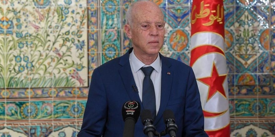 Tunus'ta Cumhurbaşkanı Said'in danışmanlarının hükümete yönelik "darbe planladığı" iddia edildi