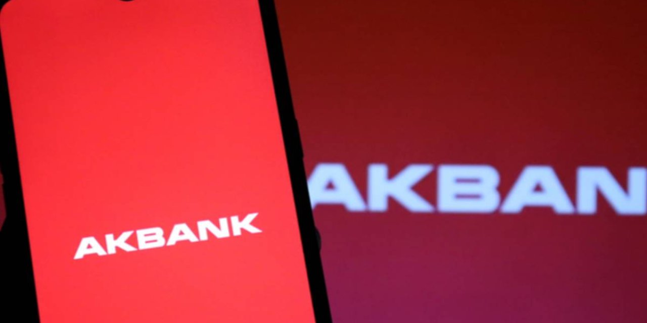 Akbank bombayı patlattı: Tam 5.000 lira veriyor! Kampanya şartları ise çok basit… Davet et, kazan!