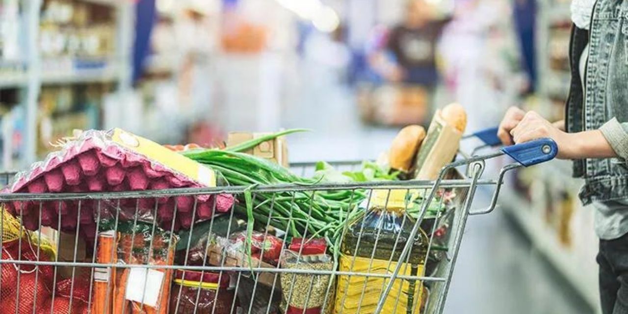 Yeni yılın dev indirimi o marketten geldi! Tam tamına bin üründe fiyatlar sabitlendi