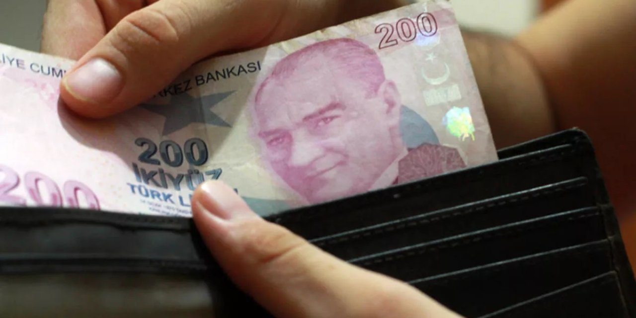 Emeklilere o paralar ödenmeye başladı! Tam 7.500 TL hesaplara geçecek! Garanti BBVA'dan ödenecek!