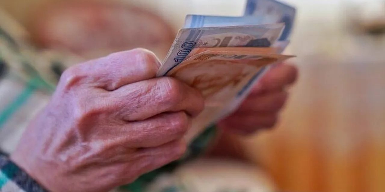 Memurlara ve emeklilere, zamlara ek yüzde 25 daha fazla ödeme yapılacak!