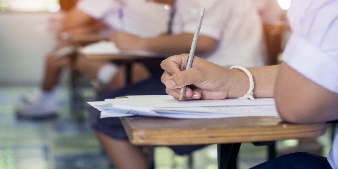 Özel okullara zamdan daha fazla ödeme yapan veliler için iade dönemi başladı!