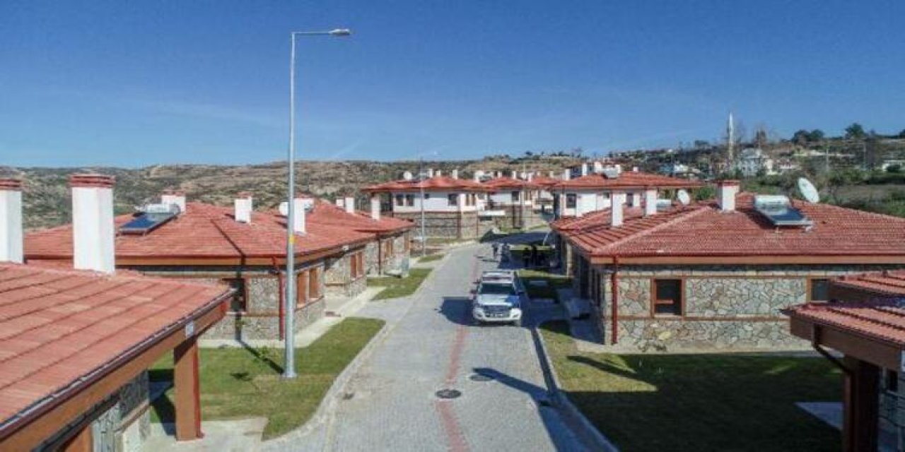 Yangından zarar gören Manavgatlılara, evleri teslim edilmeye başlandı!