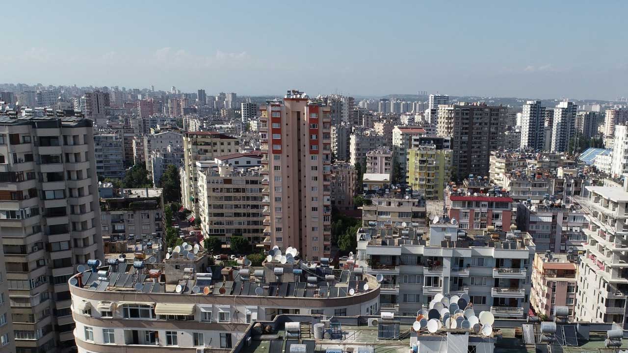 Ev sahipleri ve kiracılar zamda anlaşamadı! Aynı binada 4 bine de 15.000'de oturan var