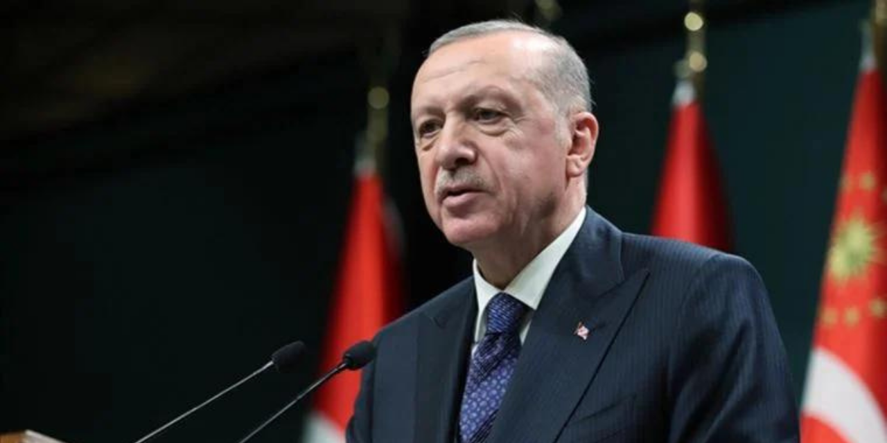 Son dakika! Cumhurbaşkanı Erdoğan romanlara özel konut kampanyasının detaylarını duyurdu!