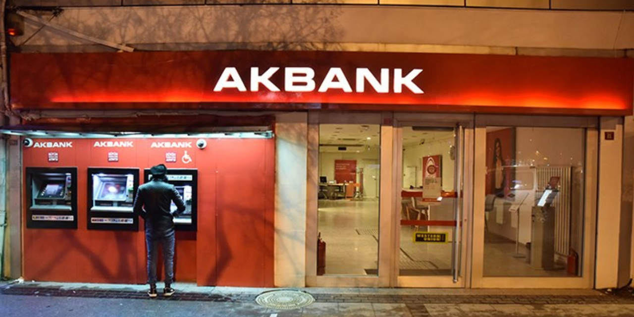 Akbank o şartı sağlayanlara Migros sanal markette geçerli 300 TL hediye çeki verecek