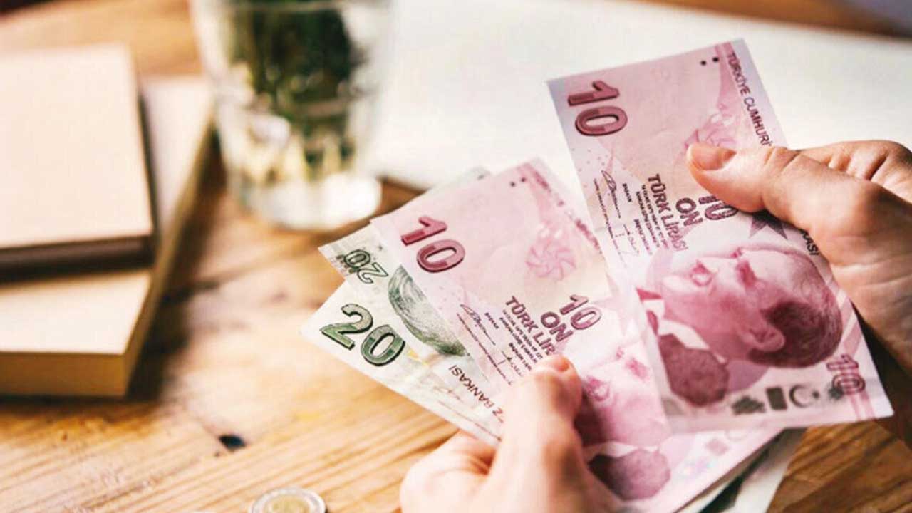 Bankalara kredi ve kart borcu olanlara duyuruldu! Taksitle ödeme imkanı geliyor