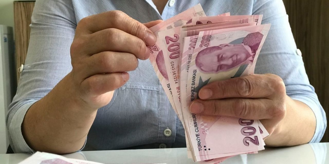Sözleşmeli personele ek ödeme yapılmasına dair karar yayımlandı