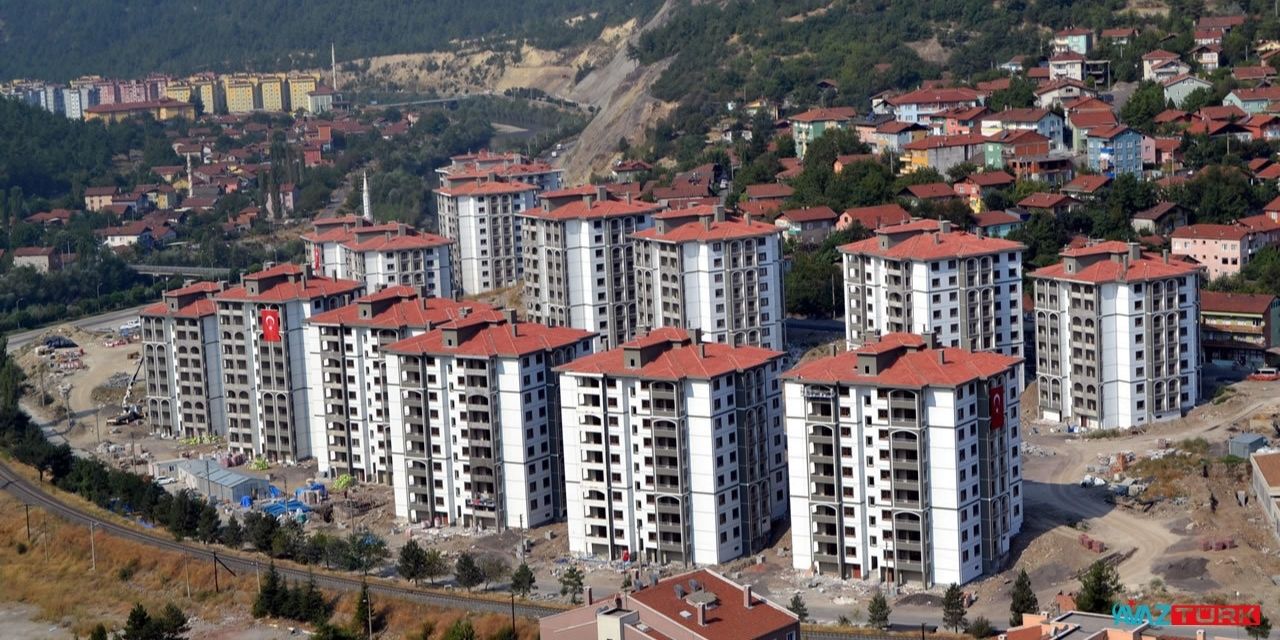 TOKİ 4 Şubat Uşak kura sonuçları belli oldu! Ulubey, Merkez, Eşme, Sivaslı asıl yedek isim listesi açıklandı!