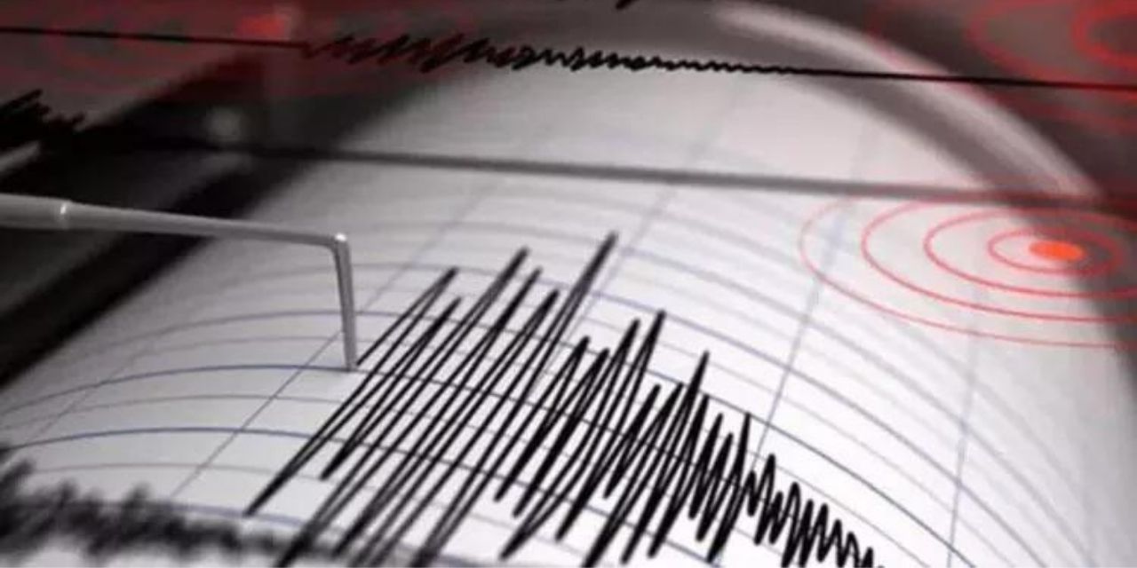 İzmir açıklarında 3.8 büyüklüğünde korkutan deprem