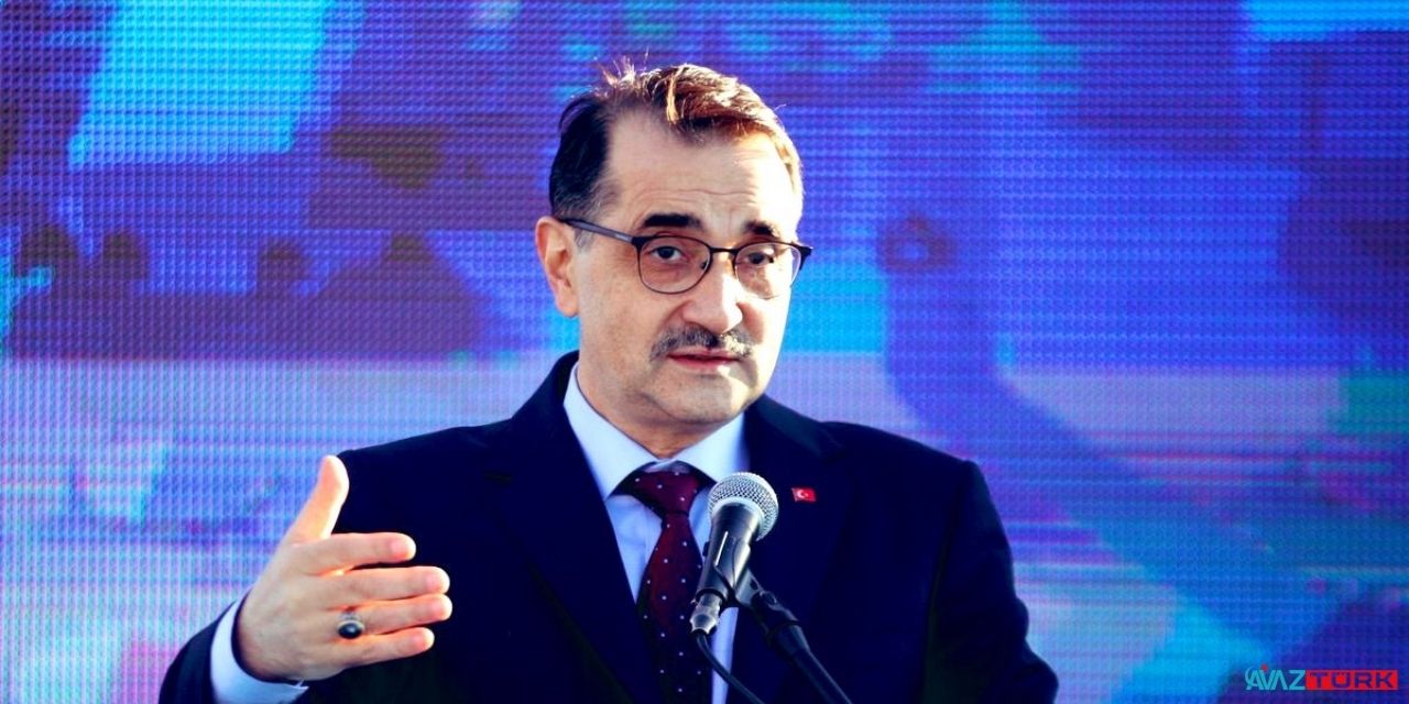 Bakan Dönmez deprem bölgesinde elektrik verme işlemleri hakkında açıklama yaptı!