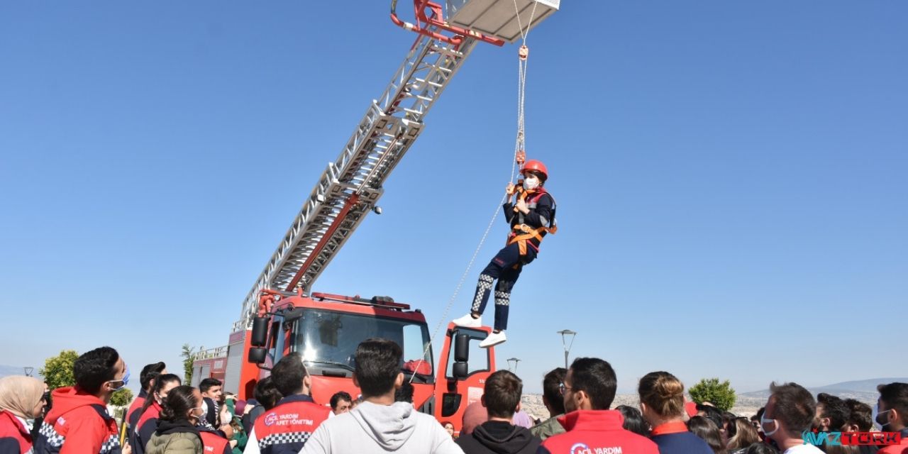 Açık Yazılım Ağı'ndan Afetlerde Faydalı Olacak Yazılımlar