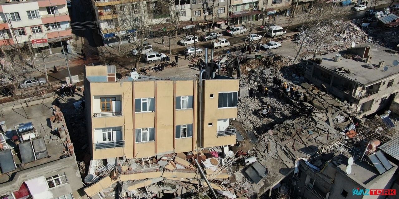 135'inci saatin sonunda kurtuldu! 16 Yaşındaki Hedil umut oldu!