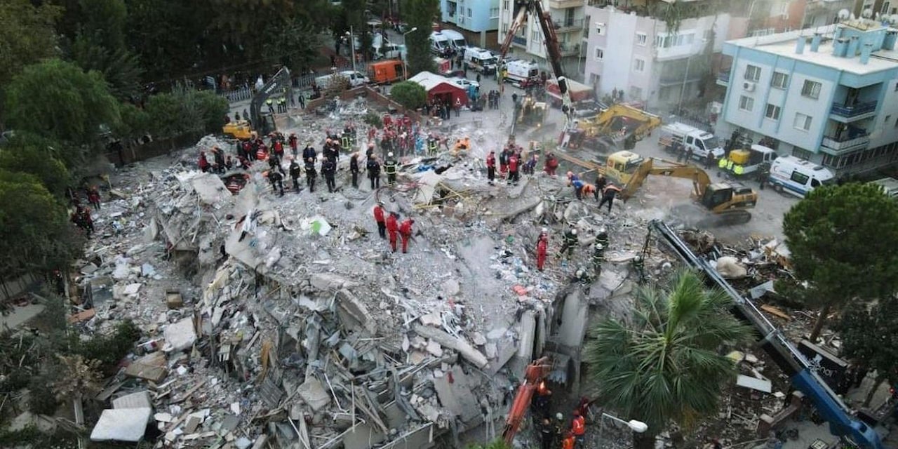 TÜRKONFED, deprem tahminlerini açıkladı! Can kaybı 72 bin kişiyi, ekonomik kayıp 84 milyar doları aşacak!