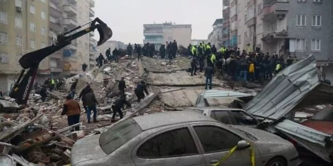 Depremzedelerin Mağduriyeti Devam Ediyor! Fırsatçılar Vakit Kaybetmiyor!