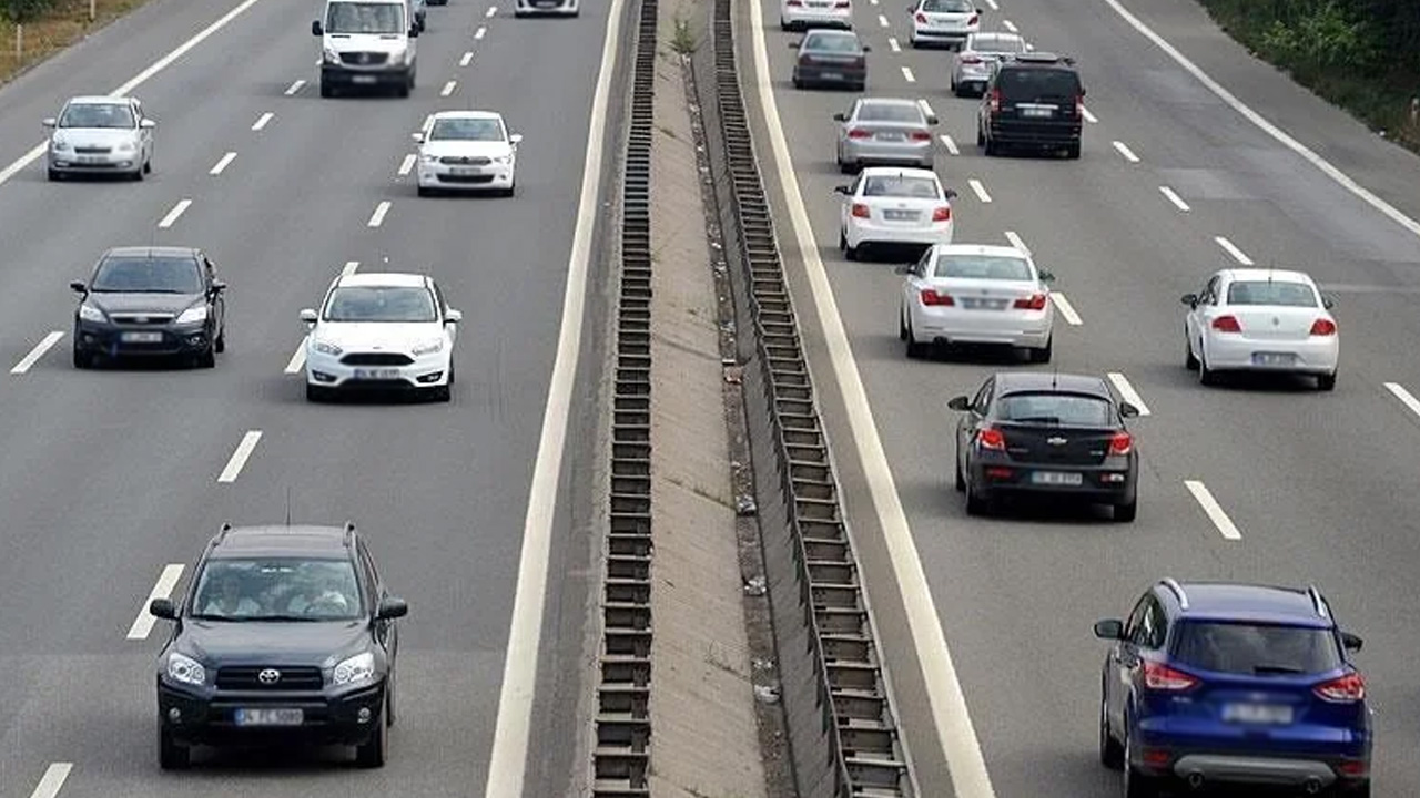 Araç sahipleri ikinci kez bu ödemeyi yapacak: 5 Ay sonra ödeyeceksiniz, şimdiden kenara ayırın, ödemezseniz ceza var!