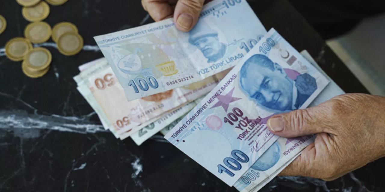 Emekli numarası olan herkese 7 bin 500 TL veriliyor!