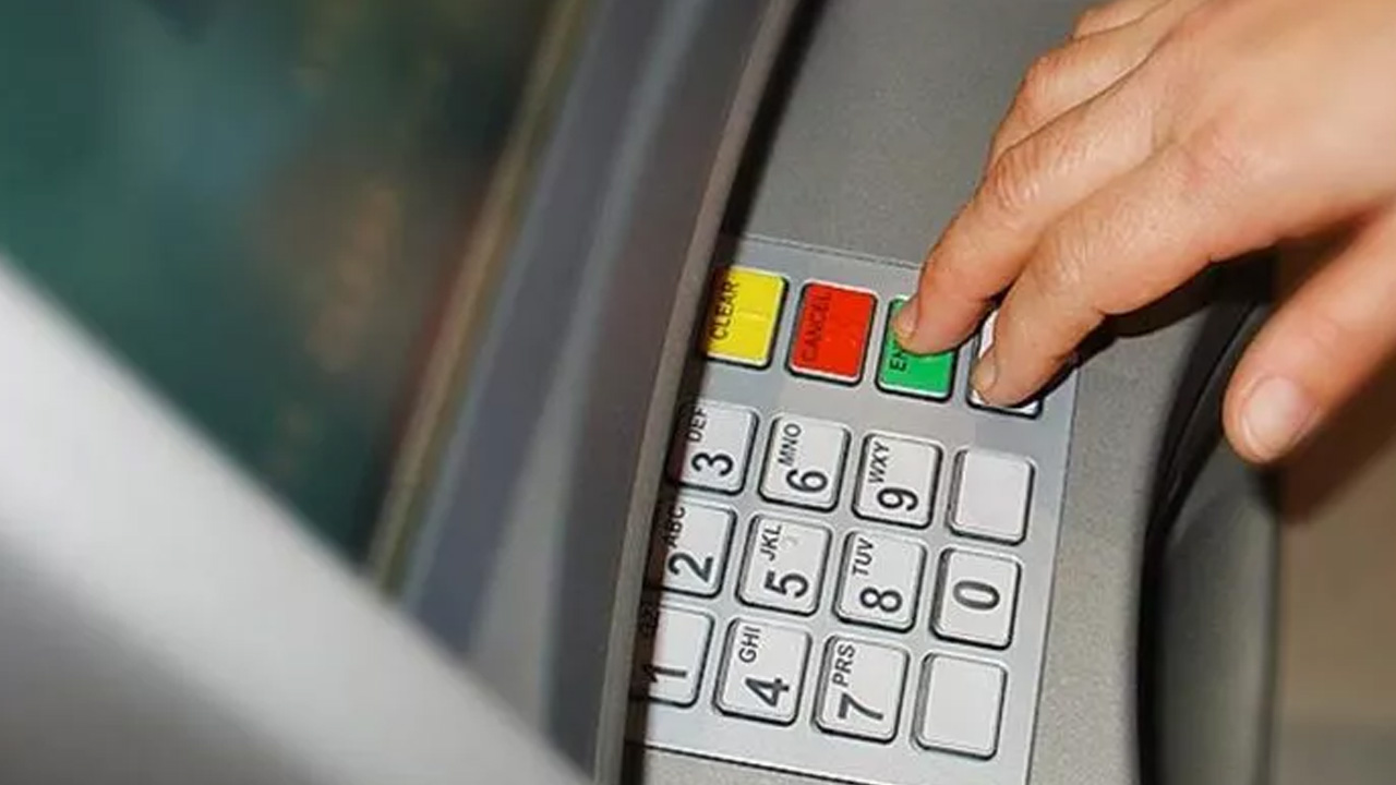 ATM’de işlem yaparken elektrik kesilirse ne olur? İş Bankası kartı olan vatandaşlara duyuruldu!