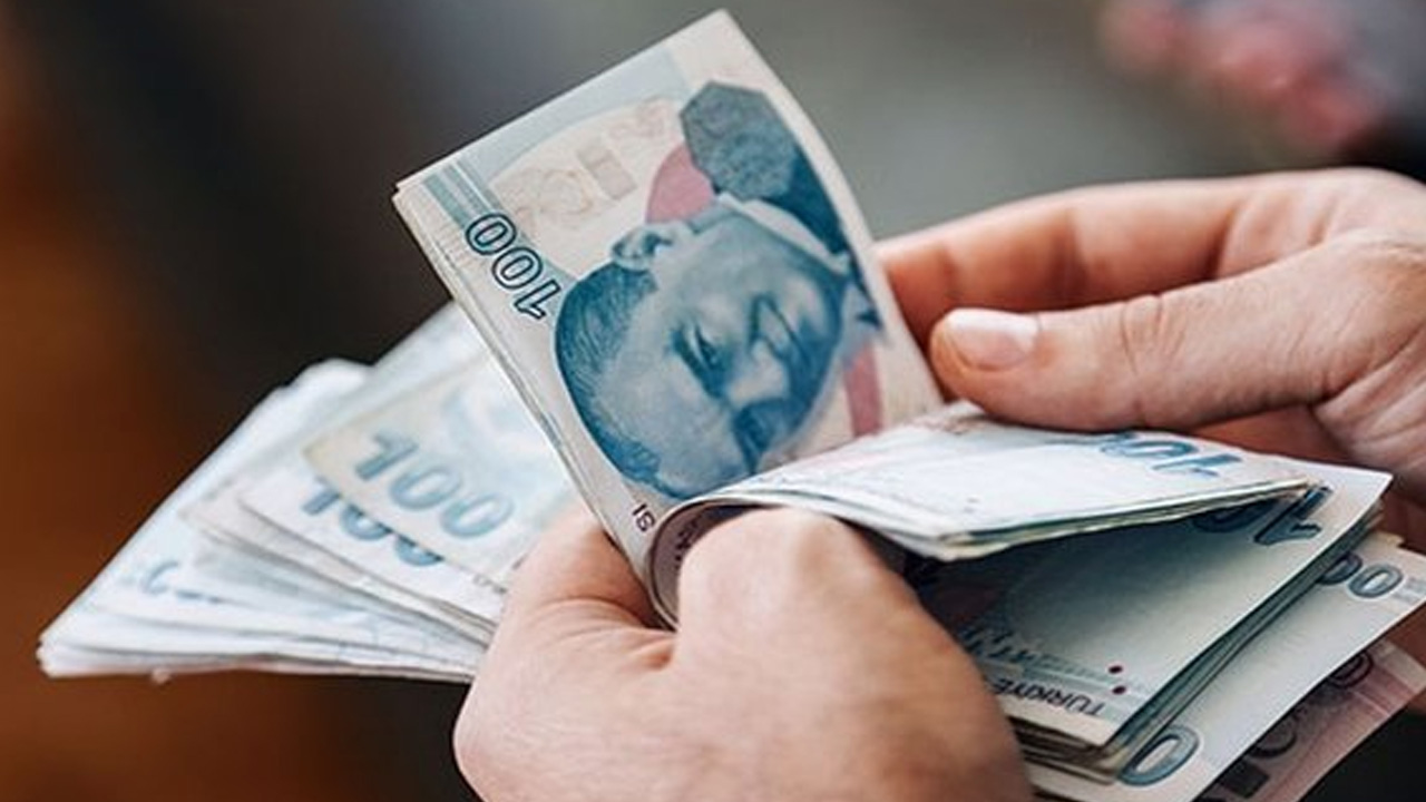 Kısa zamanda paraya ihtiyacı olanlar, Ziraat Bankası açıkladı: 24 Bin TL çeken geriye bu kadar ödeme yapacak!