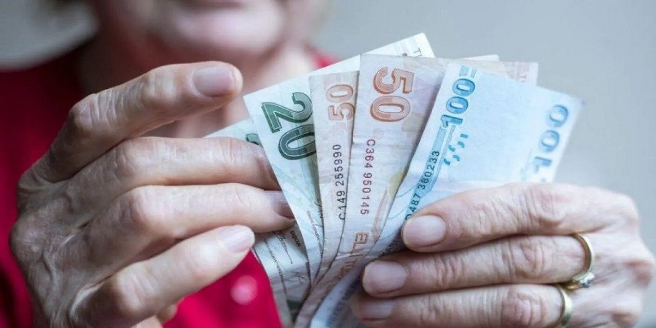 Hemen başvurun, emekli olmak 7 bin 500 TL ödemeyi almaya yetiyor!