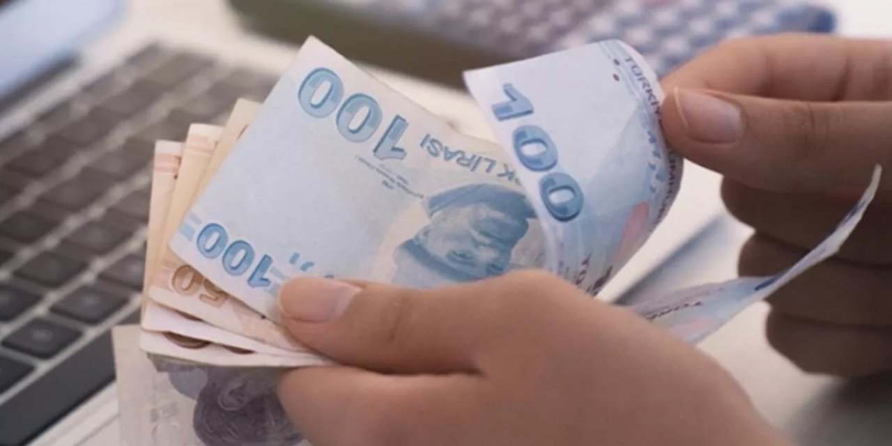 Aile ve Sosyal Hizmetler Bakanlığı'na görevlendirilmiş olanlar dikkat! Ek ders ücretleriniz yatacak!