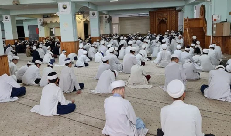 Depremzede çocuklar İsmailağa Cemaatinin elinde iddiası ortalığı karıştırdı! Bakanlık açıkladı: 1838 çocuktan 550 tanesi...