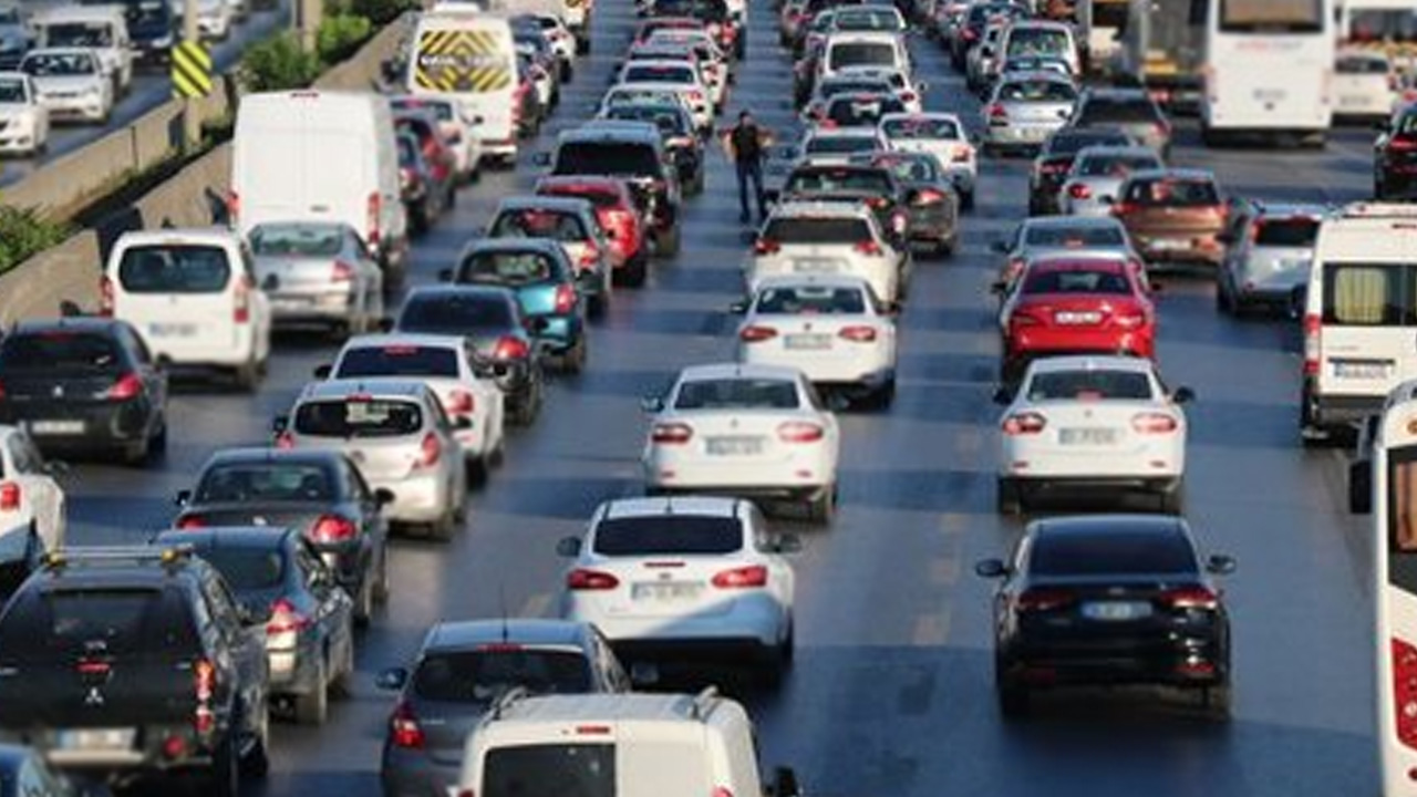 Bugün başlıyor: İstanbul’da trafiğe çıkan vatandaşlara duyuruldu!