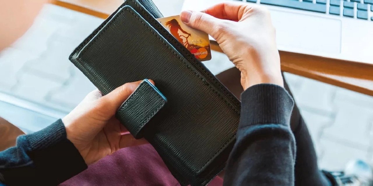 Sadece davet kodu göndermek, o bankada 300 TL kazandırıyor!