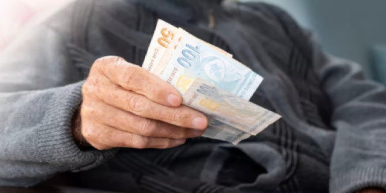 EYT'lilerin bayram ikramiyesi belli oldu! Ramazan Bayramı'nda EYT'liler ne kadar alacaklar? İşte yanıtı...