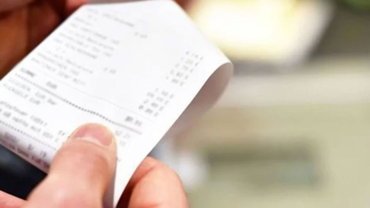 Aldıktan sonra fişe bakın, bugün değişti: Akaryakıt satın alanlar dikkat!