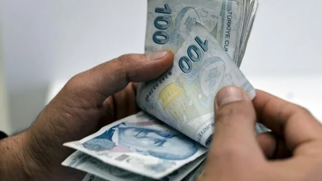 Asgari ücretli çalışanlar bayram ikramiyesi alacak mı? Ramazan Bayramı öncesi binlerce kişinin hesabına para yatacak!