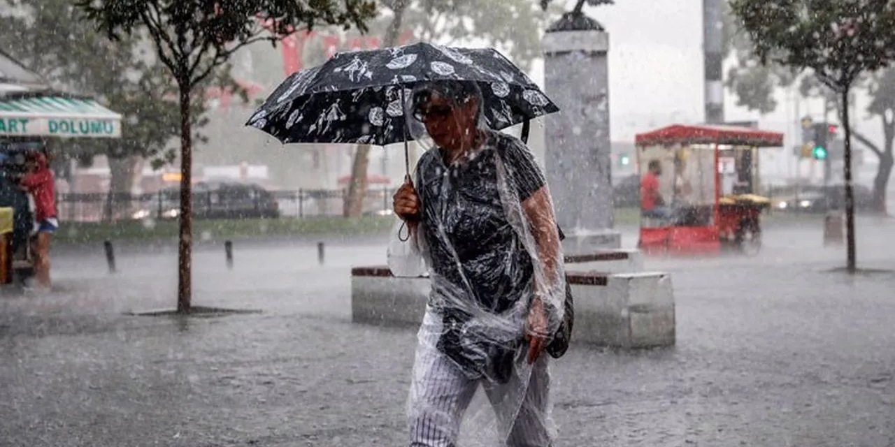 Havalar iyice şaşırdı! Meteoroloji Genel Müdürlüğü o illeri kuvvetli fırtınaya karşı uyardı!