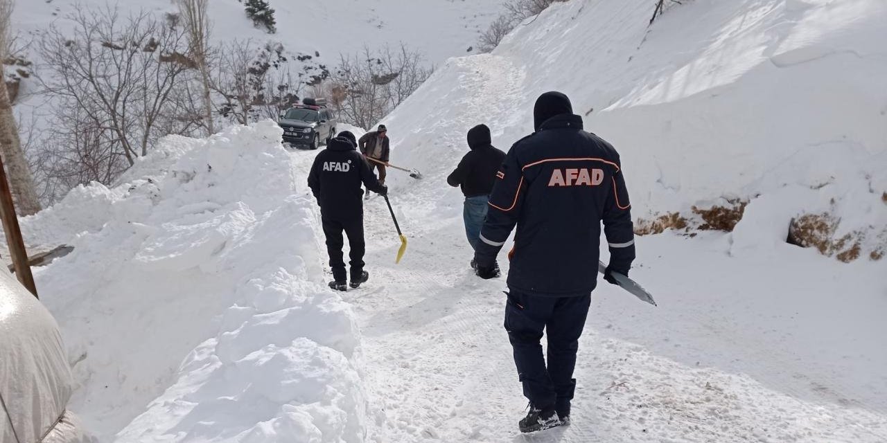 Yürek burkan ölüm! Gaziantep ve Kahramanmaraş'ta hayat kurtardı, çığ tehlikesinden kaçamadı!