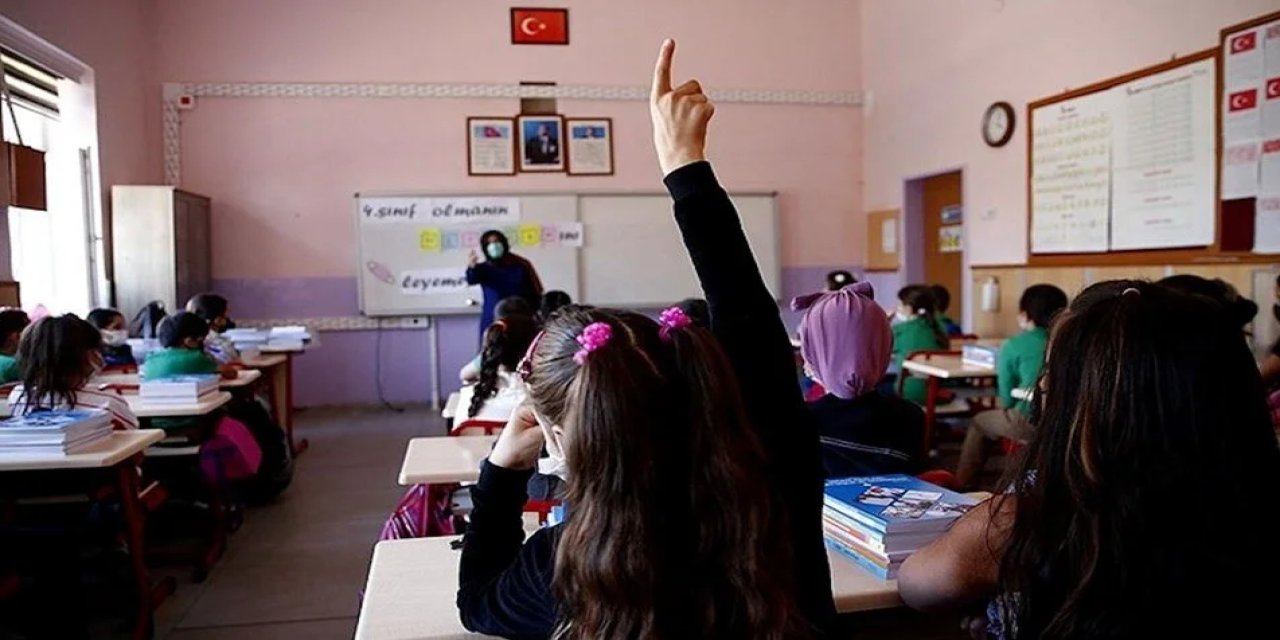 Deprem bölgelerinde okullar açılıyor! Tarih belirlendi erteleme yok! Peki sınıflar nasıl olacak? Dersler nasıl verilecek?