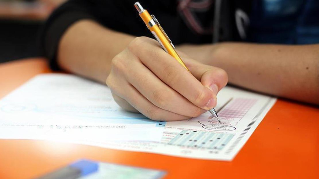 Bugün saat 12.00’den itibaren başladı: Binlerce öğrenciye duyuru yapıldı!