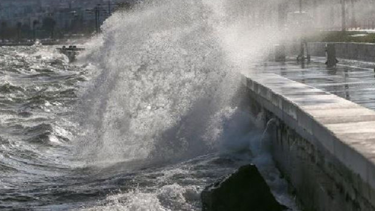Ege Bölgesi’ne meteorolojik uyarı yapıldı: Cumartesi günü akşam saatlerine kadar sürecek!