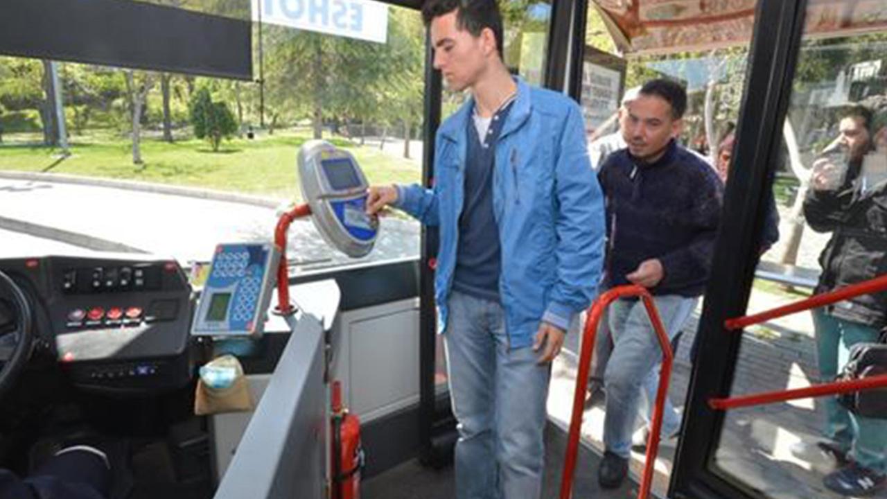 18 Mart bugün İzmir’de otobüsler ücretsiz mi? İZBAN, Metro, ESHOT…