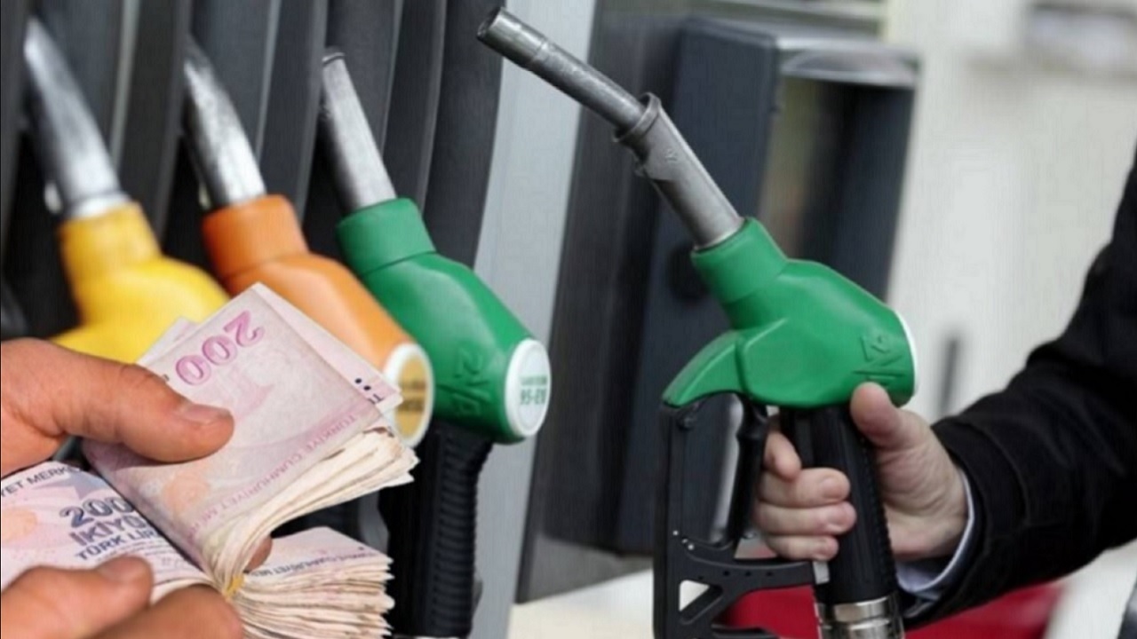 Arabası olanlara Mart sonu  müjdesi verildi! Benzin motorin ve LPG'ye 60 TL indirim yapılacak: Ay sonuna kadar geçerli