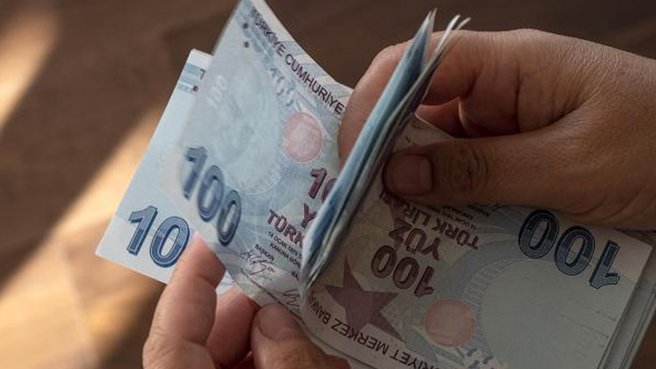 Maaşını Halkbank’tan çeken emekliler dikkat: Banka duyurdu!