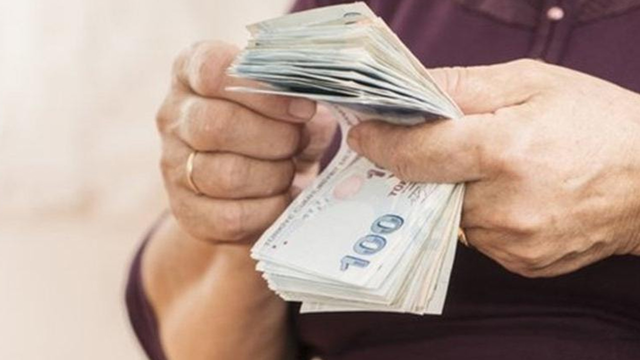 Bağ-Kur emeklileri, SSK emeklileri dikkat: Bayram ikramiyeleri 2 Bin TL olacak! İkramiye ödeme tarihleri…