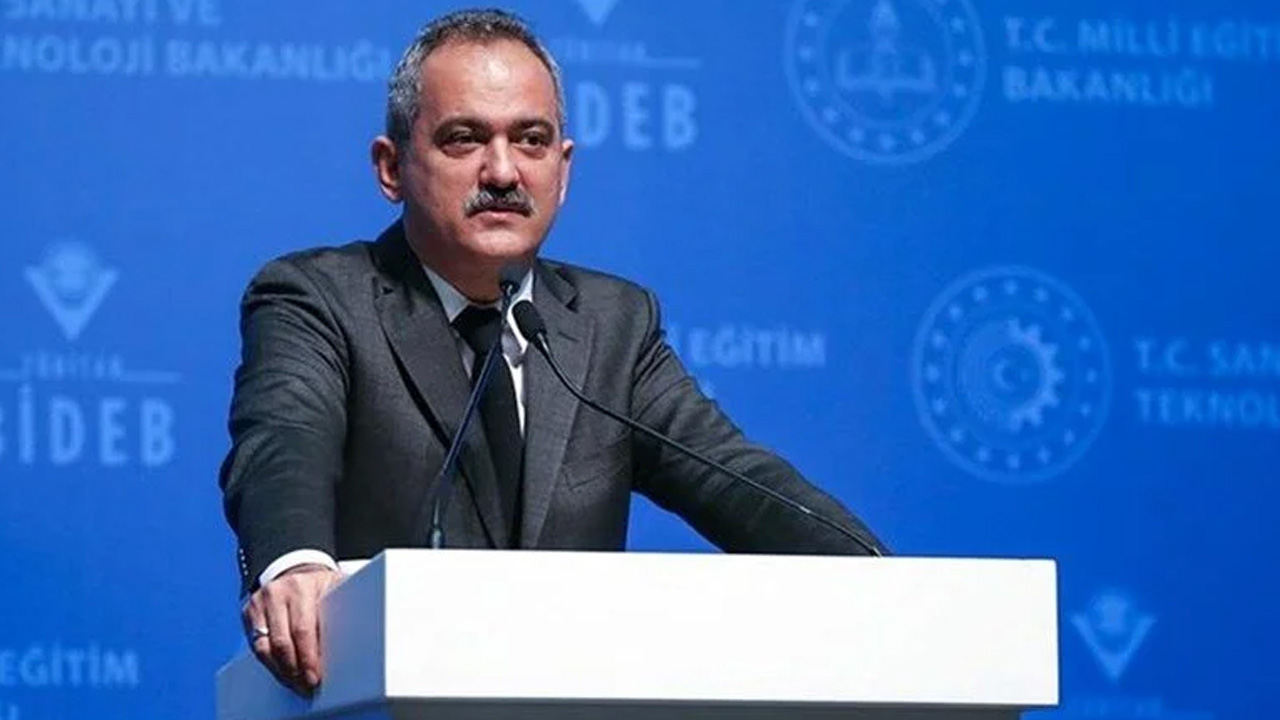 Okullar uzatılacak mı? Milli Eğitim Bakanı Mahmut Özer kapanma tarihini açıkladı!