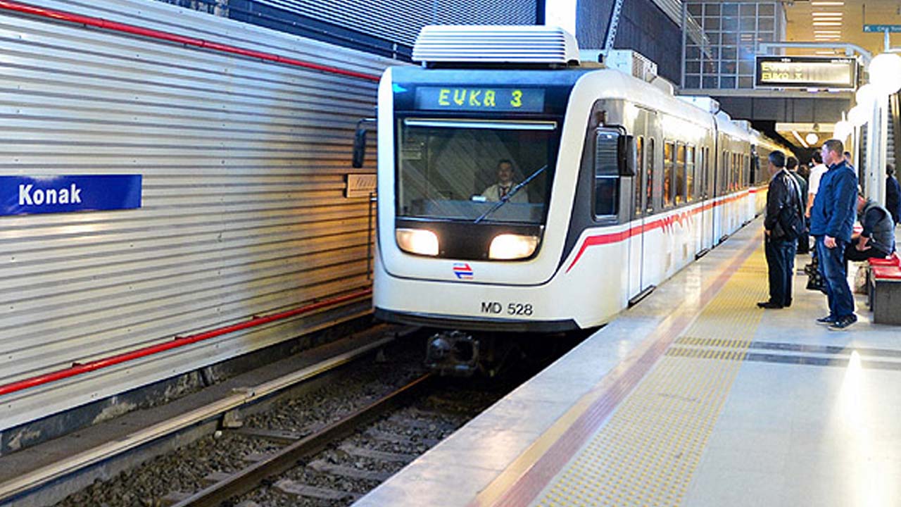 Üçyol İstasyonunu kullanacak olanlara duyuru yapıldı: İzmir Metro, Fahrettin Altay yönünde…
