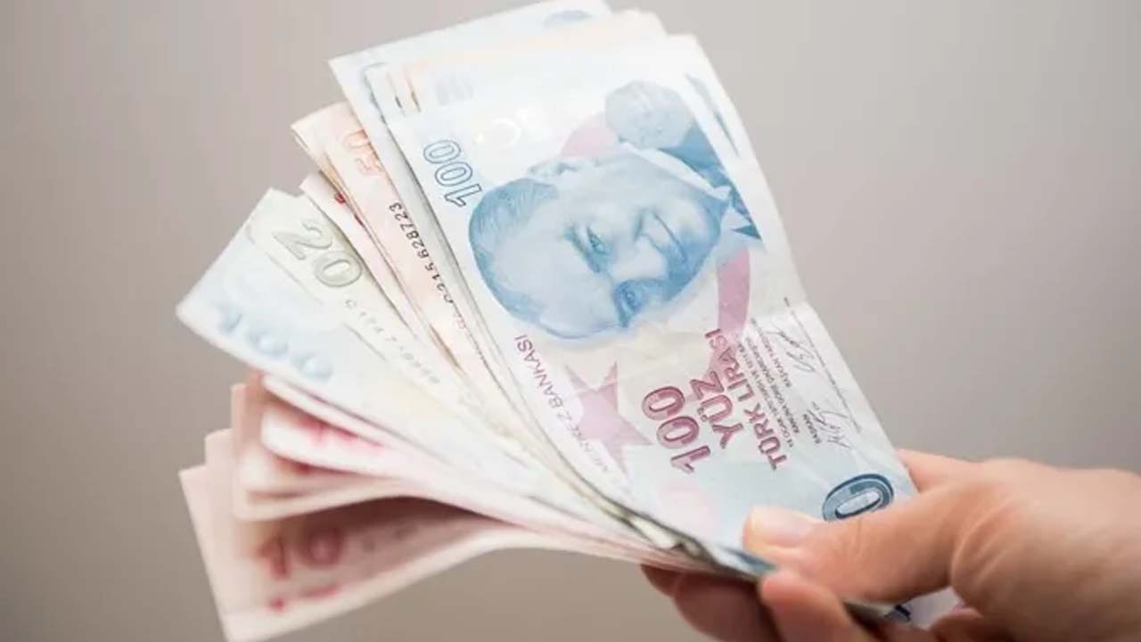 Asgari ücret ara zam açıklaması yapıldı: Bekleyen milyonlarca kişiyi ilgilendiriyor!