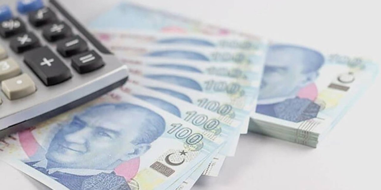 EYT’de beklenen Nisan ayı geldi: 4 farklı ödeme yapılacak! Emekliler bayram coşkusunu 4’e katlayacak!