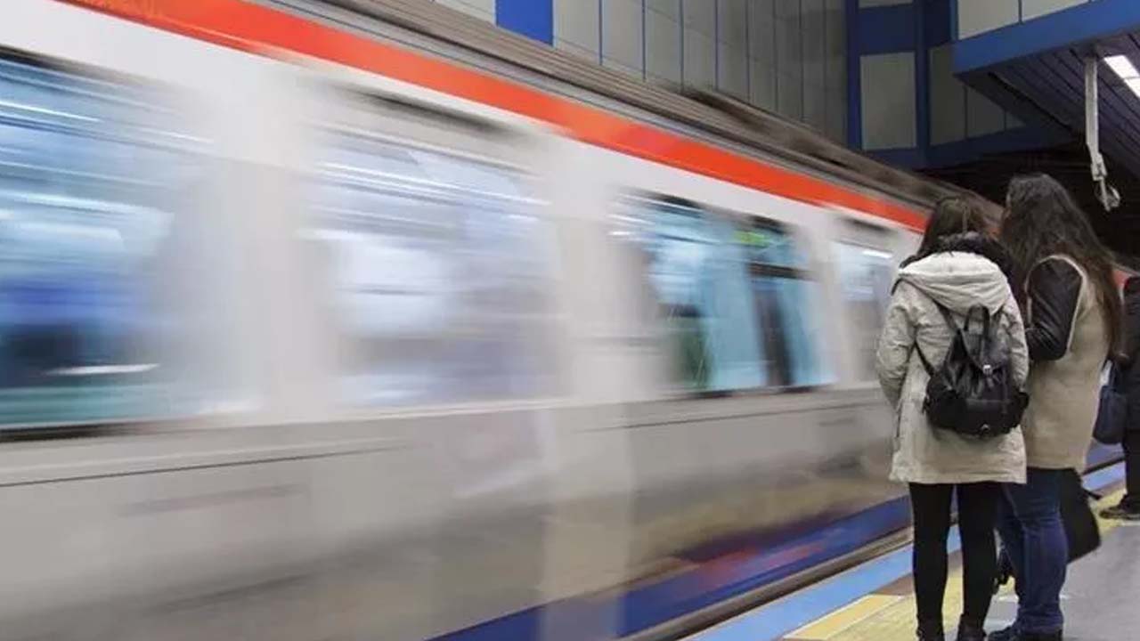 Toplu ulaşım araçları kullanan İstanbullulara duyuruldu: Bugün yapılacak seferler ile ilgili açıklama yapıldı!