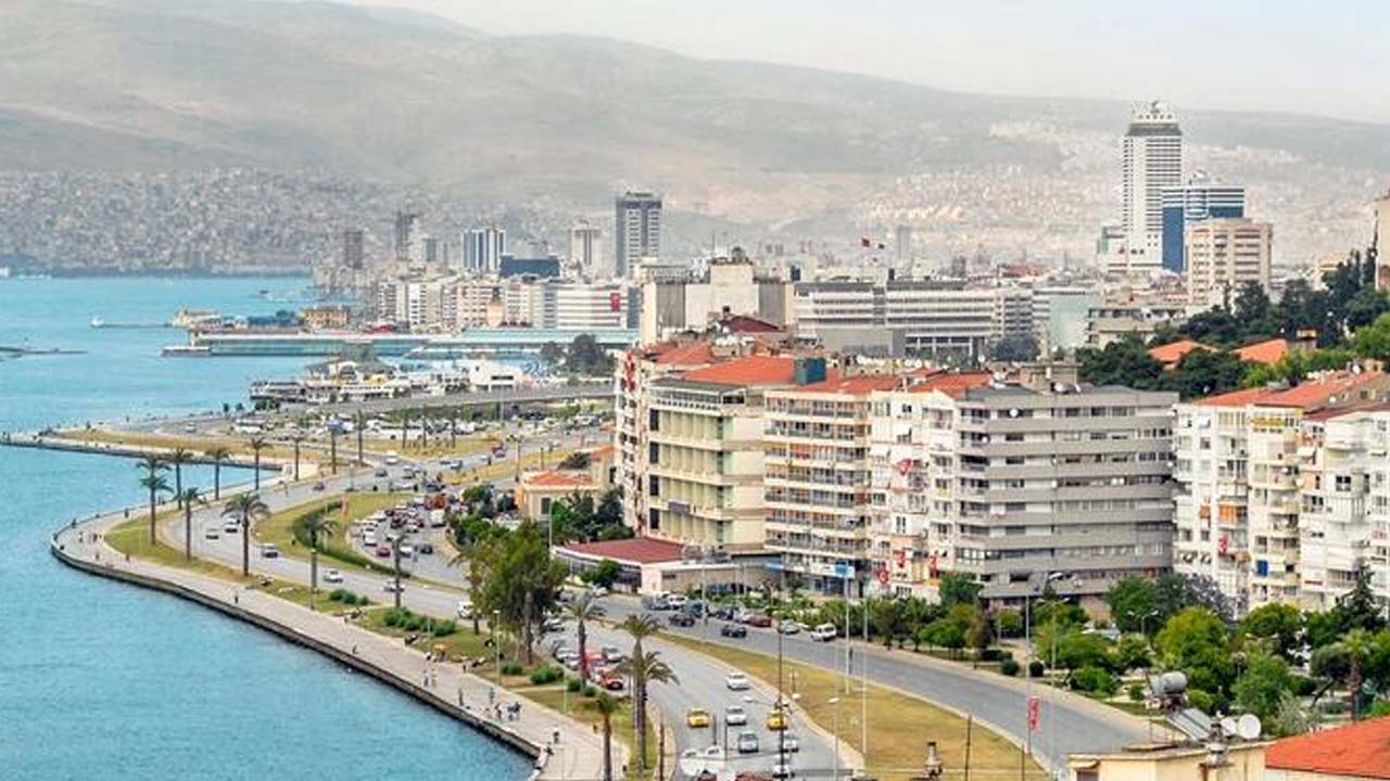 İzmir’deki vatandaşlar: Hava ve deniz koşulları nedeniyle iptal edildi!