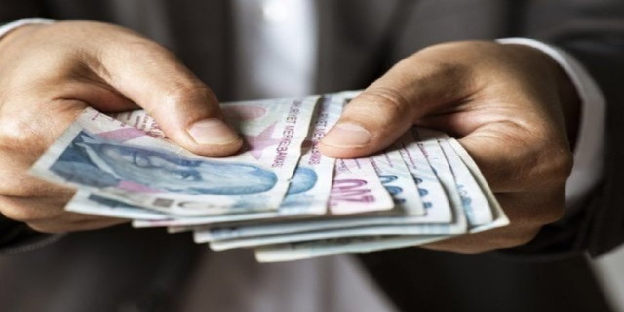 Emeklilere müjde bu gece yarısı 9 Bin 500 TL hesaplara yatacak! SSK, BAĞ-KUR EMEKLİ SANDIĞI, 4A, 4B, 4C hepsini ilgilendiriyor..