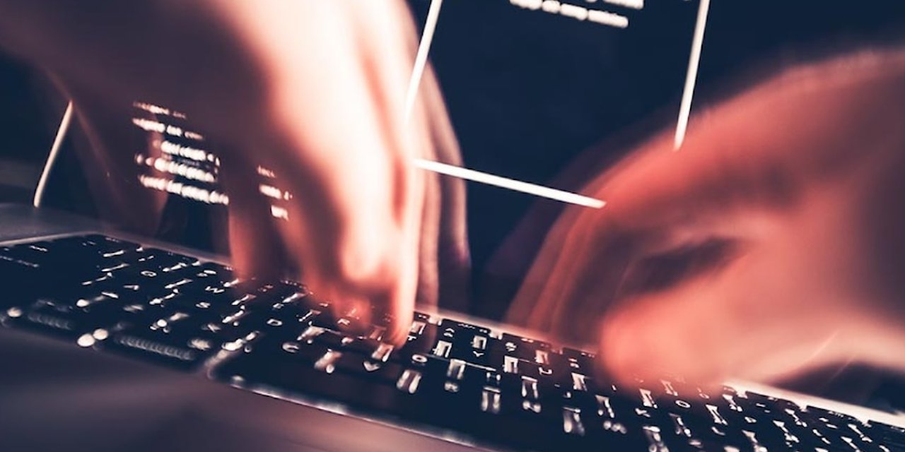 Milyonlarca kişinin kimlik bilgilerini “mail tuzağı” ile ele geçirdiler! O çete kıskıvrak yakalandı!