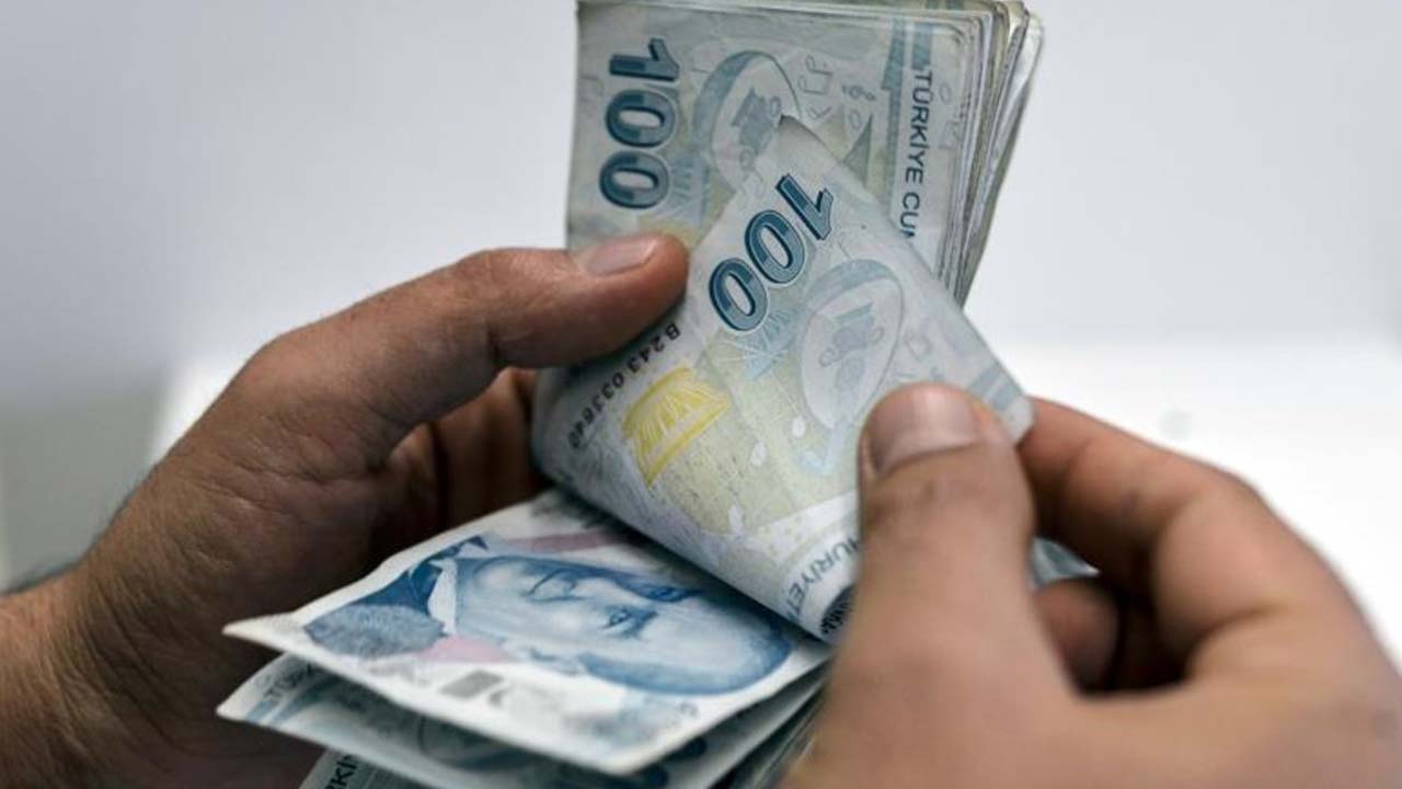 Araç sigortası, ev sahipleri ve kiracılar sigortası, deprem sigortası ödemeleri yapan vatandaşlara duyuruldu: 30 Nisan'a kadar..